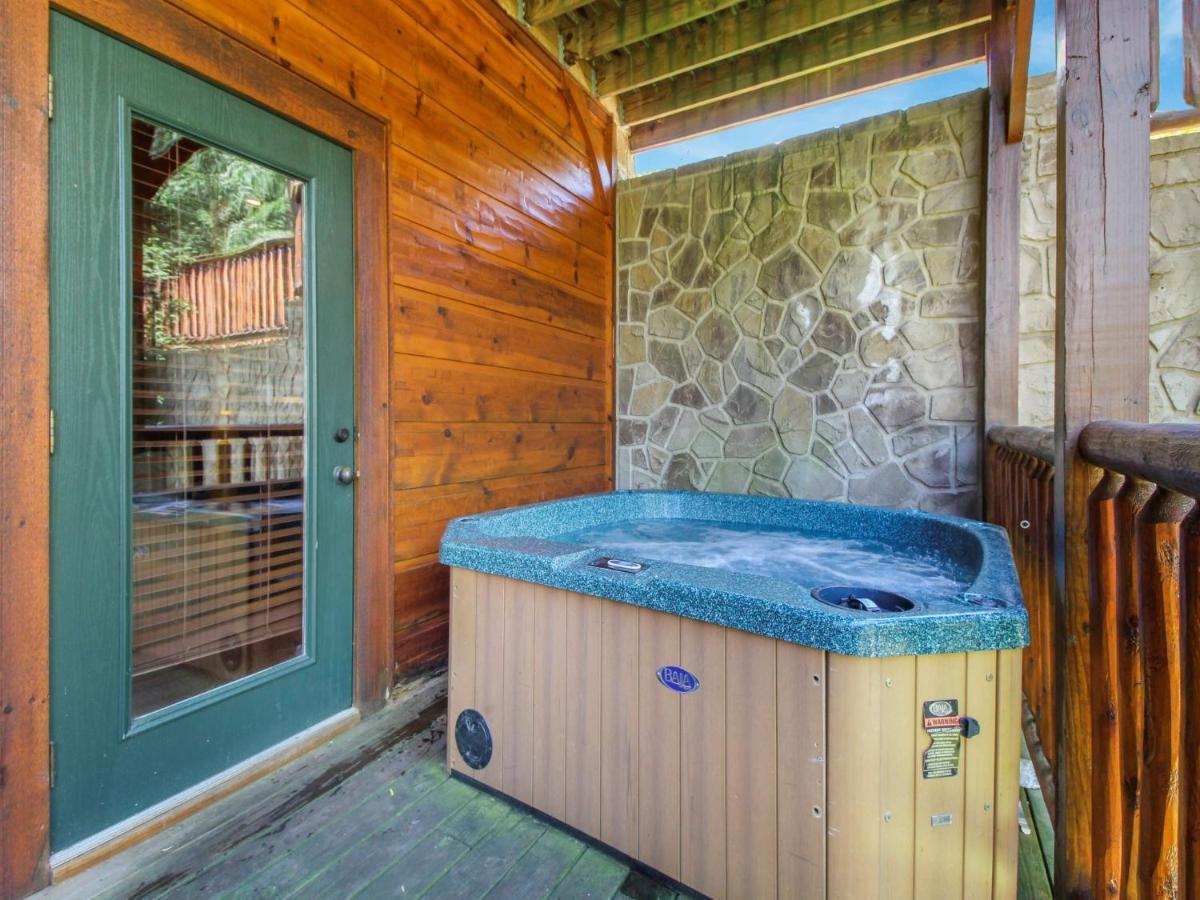 Big Sky Lodge II Gatlinburg Exterior photo