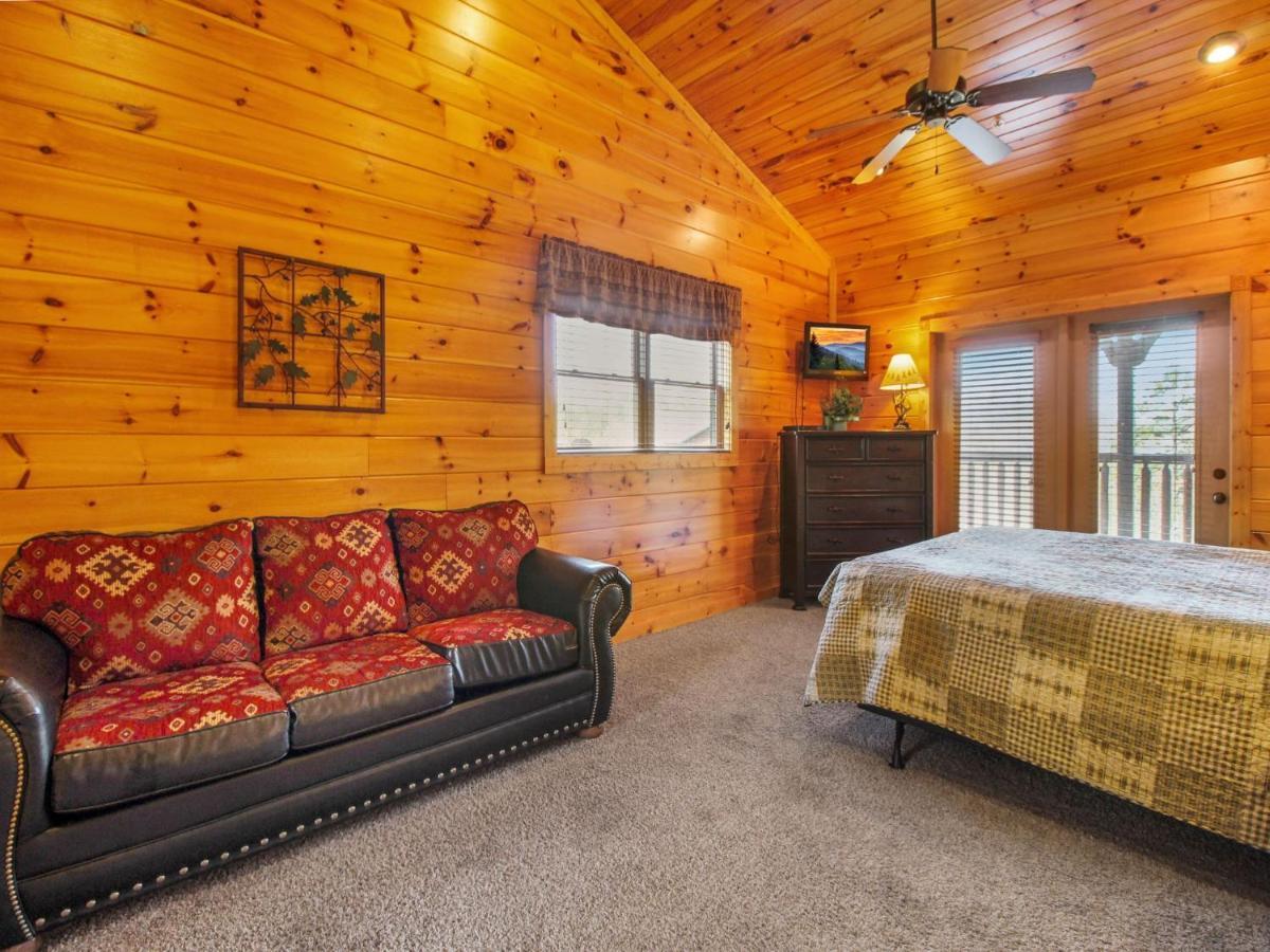 Big Sky Lodge II Gatlinburg Exterior photo