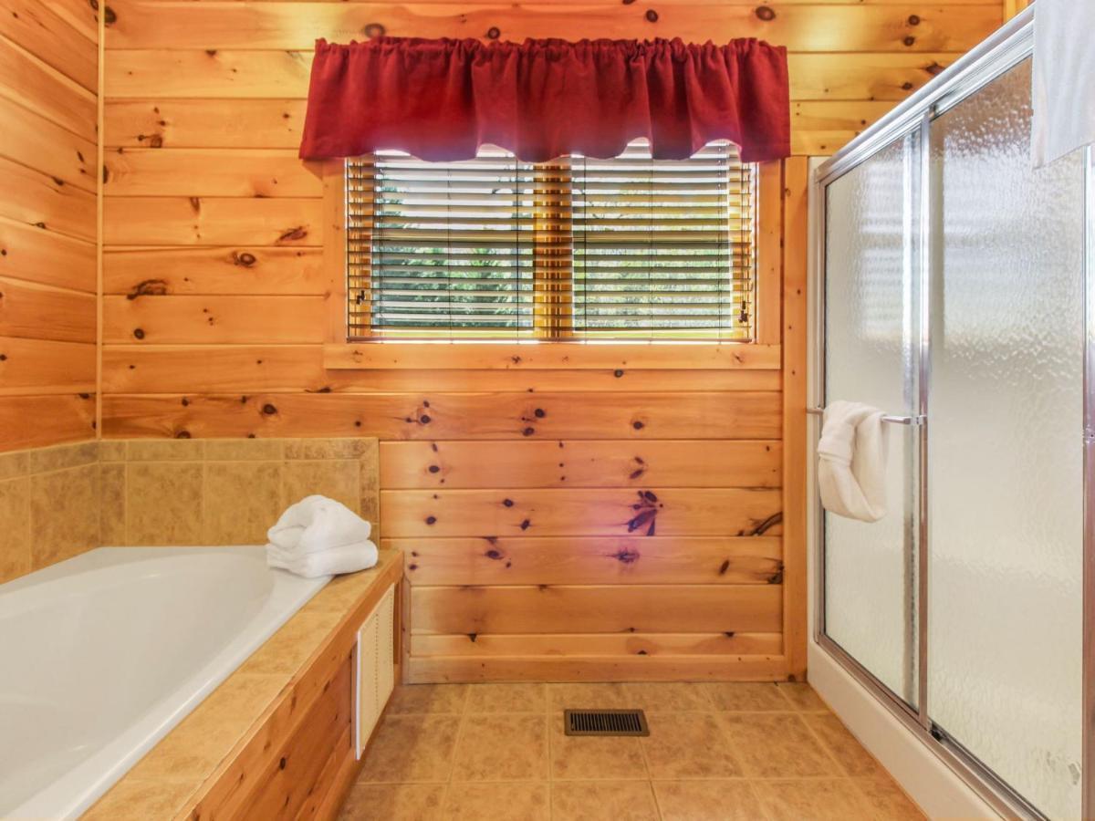 Big Sky Lodge II Gatlinburg Exterior photo