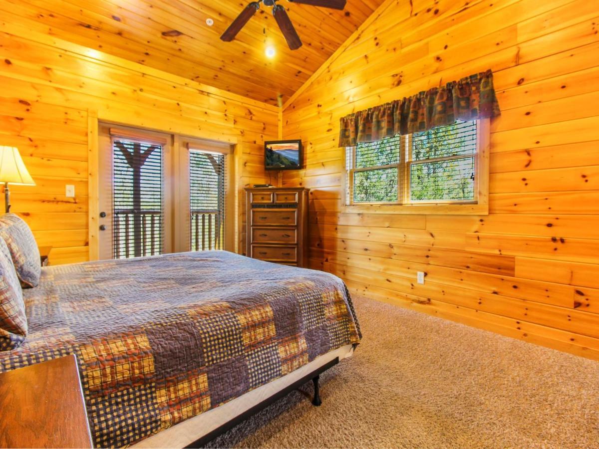 Big Sky Lodge II Gatlinburg Exterior photo