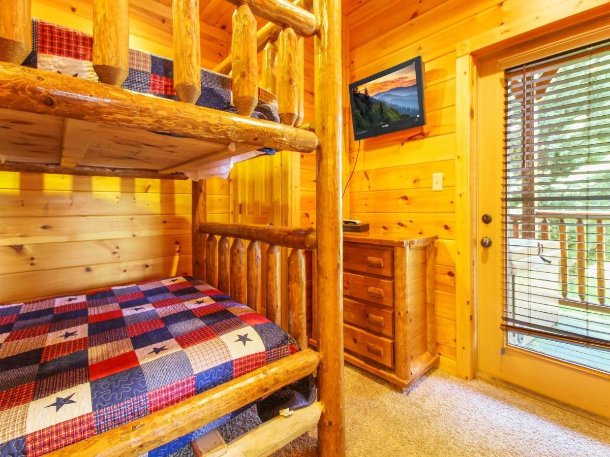 Big Sky Lodge II Gatlinburg Exterior photo