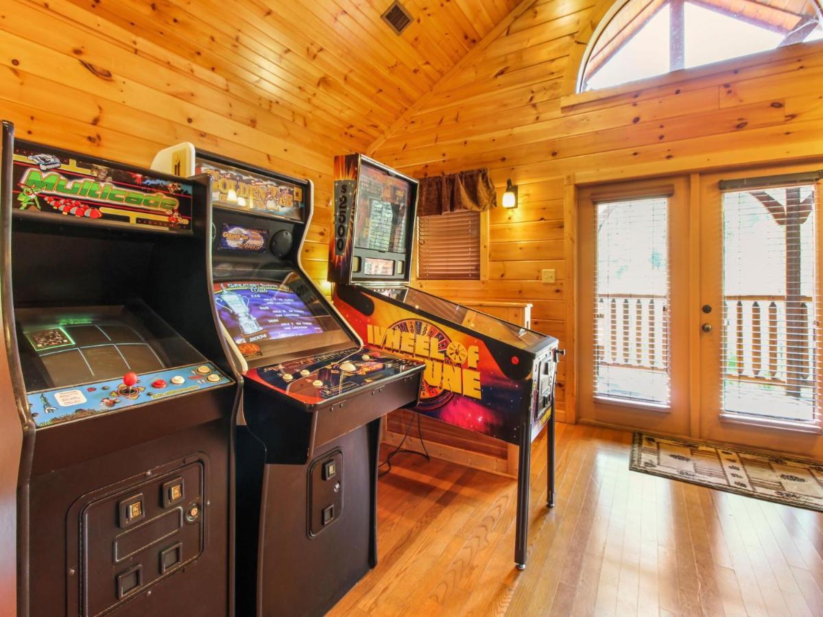 Big Sky Lodge II Gatlinburg Exterior photo
