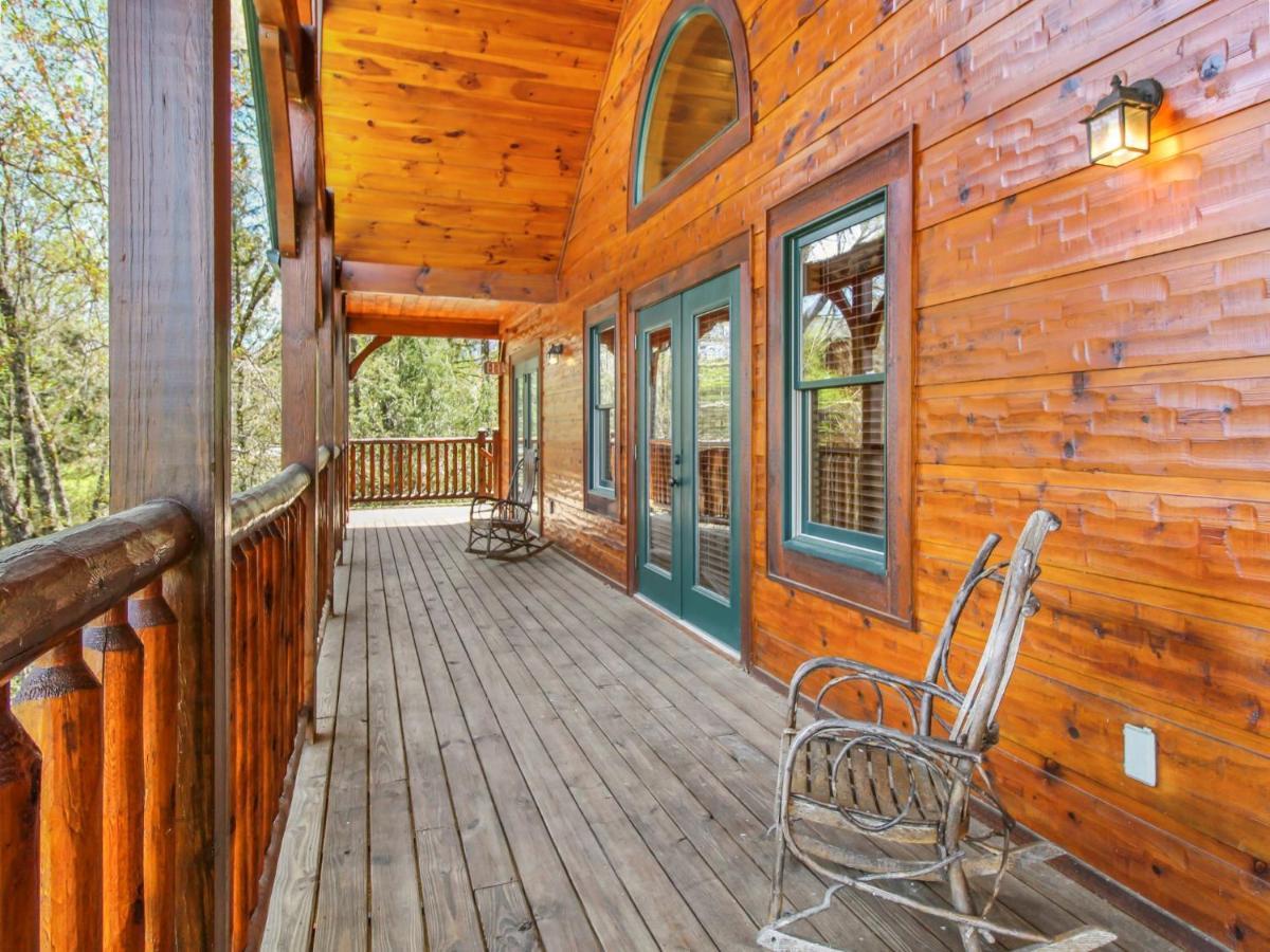 Big Sky Lodge II Gatlinburg Exterior photo